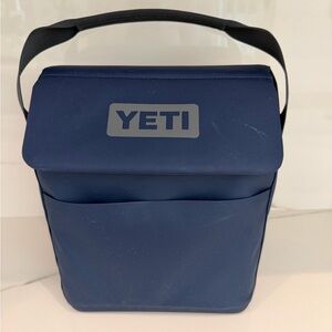 YETI Dark Blue Men's Bag